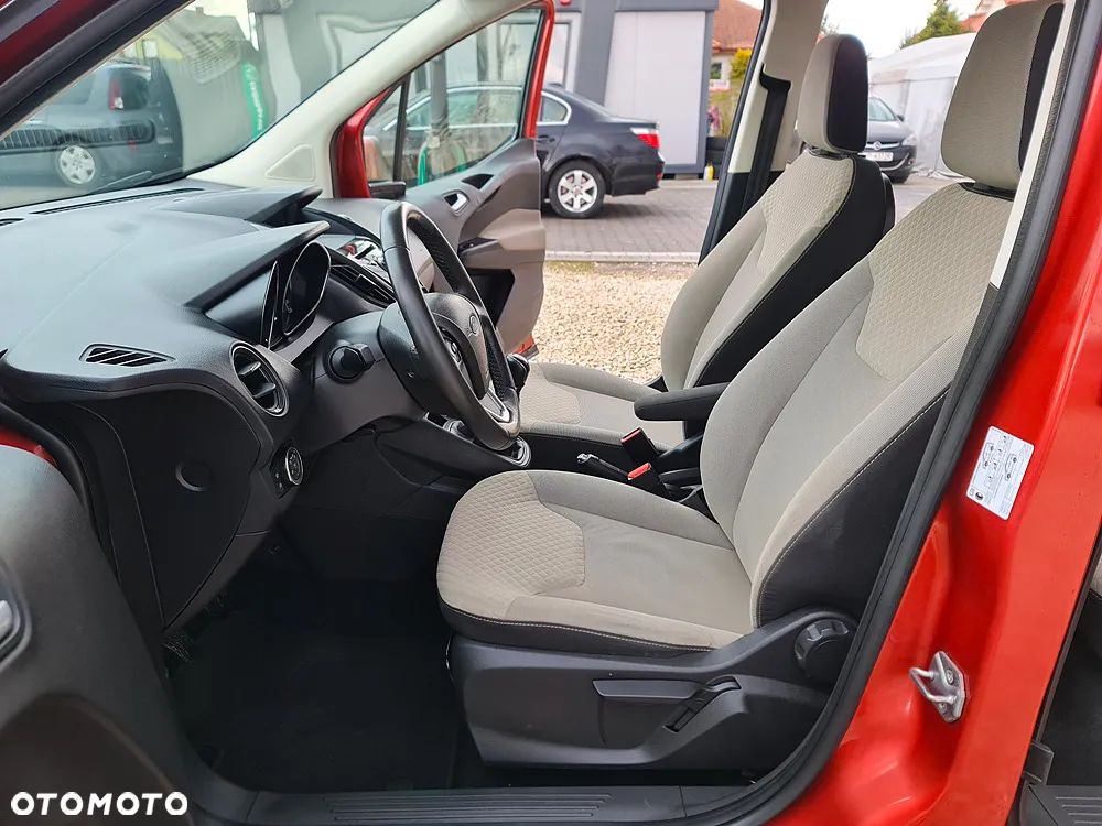 Ford Tourneo Courier 1.5 TDCi Titanium - 14