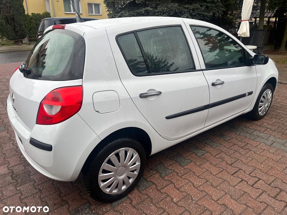 Renault Clio - 3