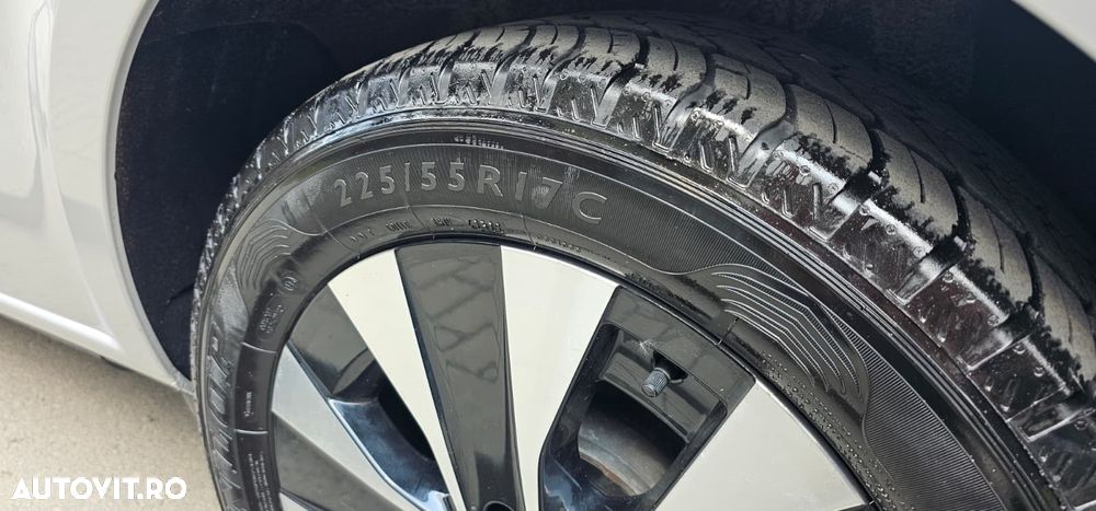 Mercedes-Benz Vito - 20