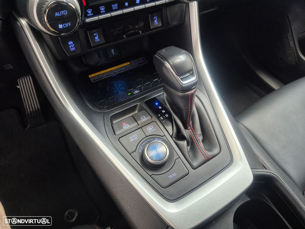 Toyota RAV4 2.5 HDF Plug-in Square Co.AWD-i - 13