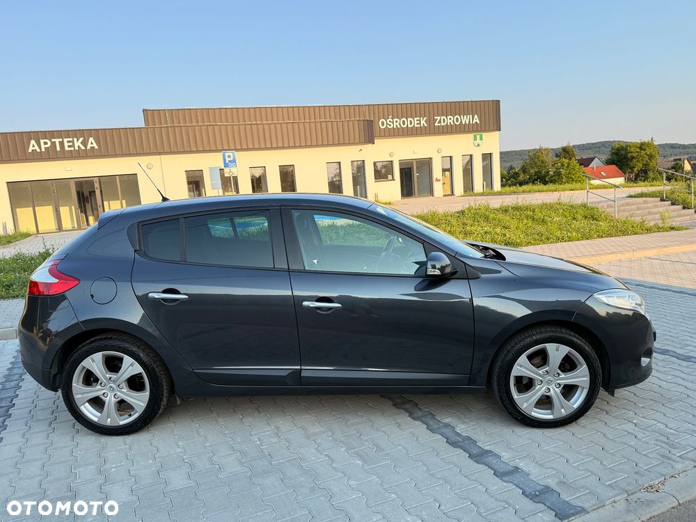 Renault Megane 1.6 16V Dynamique - 9