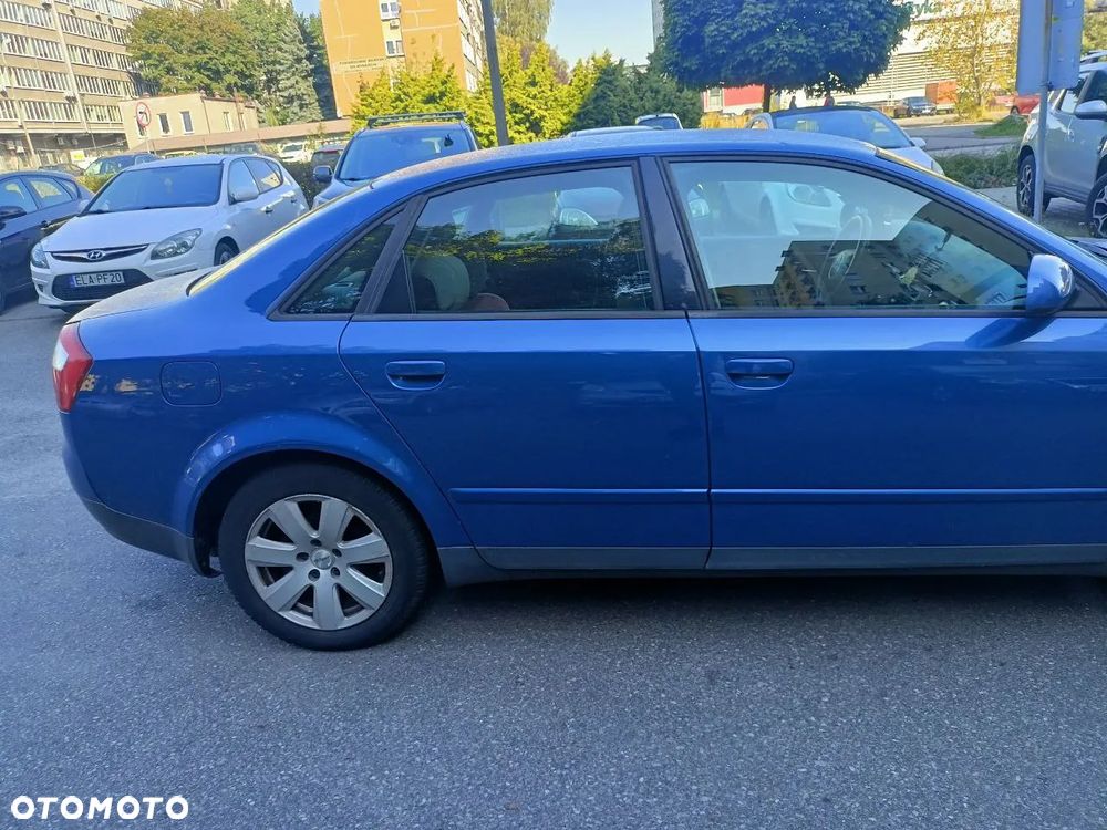 Audi A4 Limousine 1.8T - 4