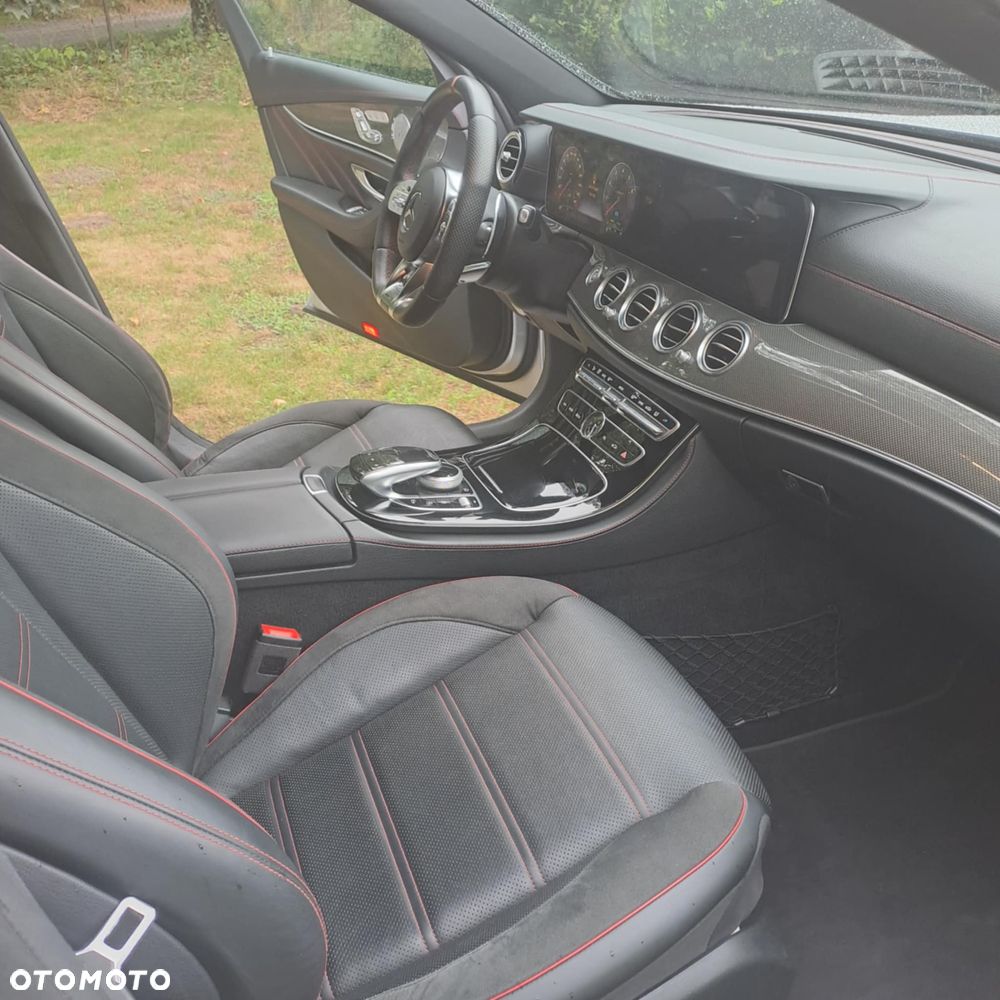 Mercedes-Benz Klasa E AMG 53 4Matic 9G-TRONIC - 17