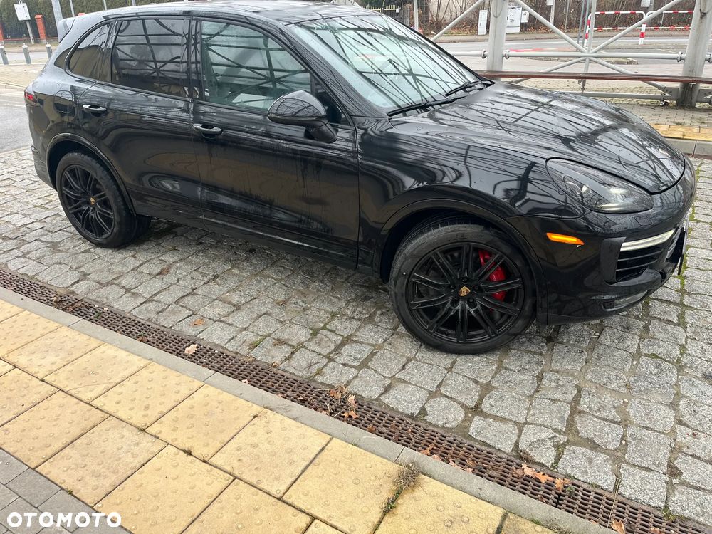 Porsche Cayenne Turbo Tiptronic S - 3