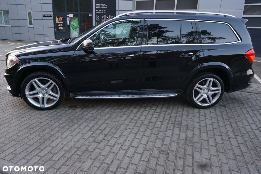 Mercedes-Benz GL - 11