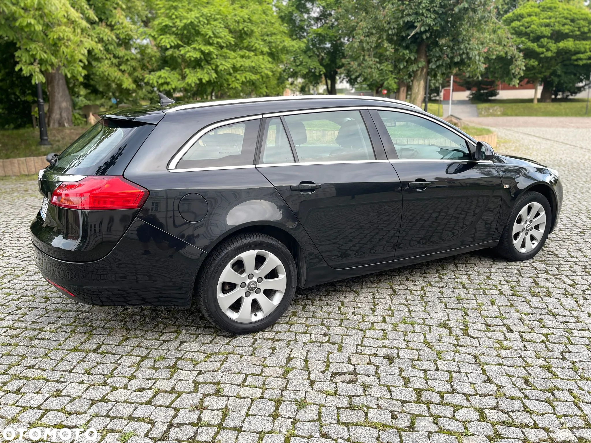 Opel Insignia 1.6 Sports Tourer Design Edition - 10