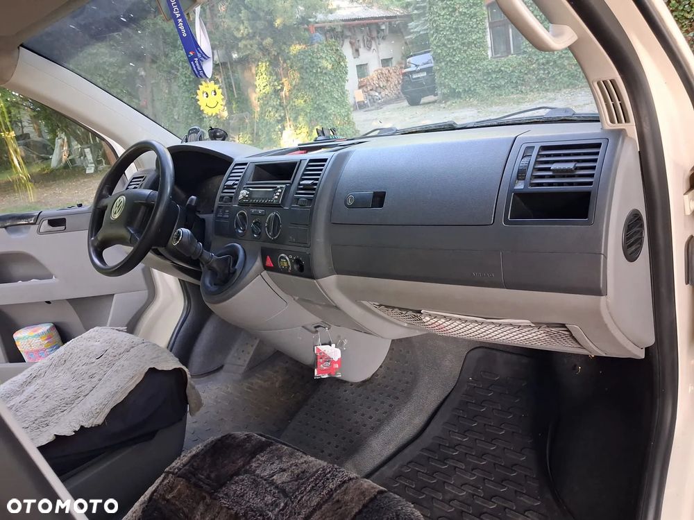 Volkswagen T5 - 29