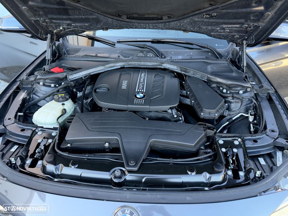 BMW 320 d Auto Pack M - 33