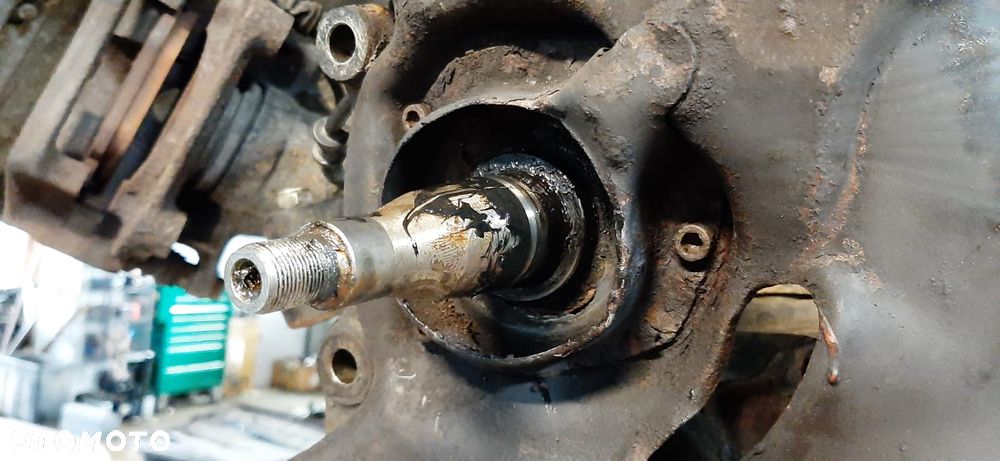 Mercedes-Benz W124 (1984-1993) - 26