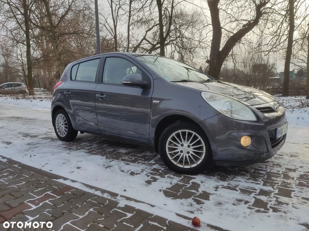 Hyundai i20 1.2 FIFA WM Edition - 2