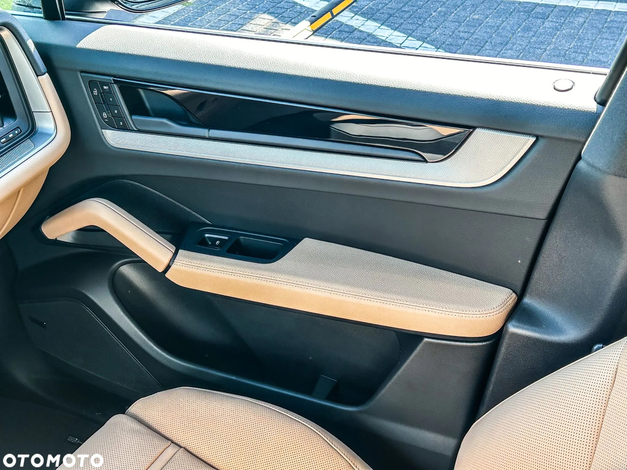Porsche Cayenne - 33