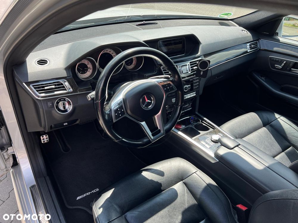 Mercedes-Benz Klasa E 300 BlueTEC 7G-TRONIC - 8