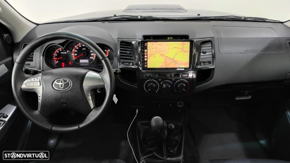 Toyota Hilux 2.5 D-4D 4WD CD T+Nav+PM - 8