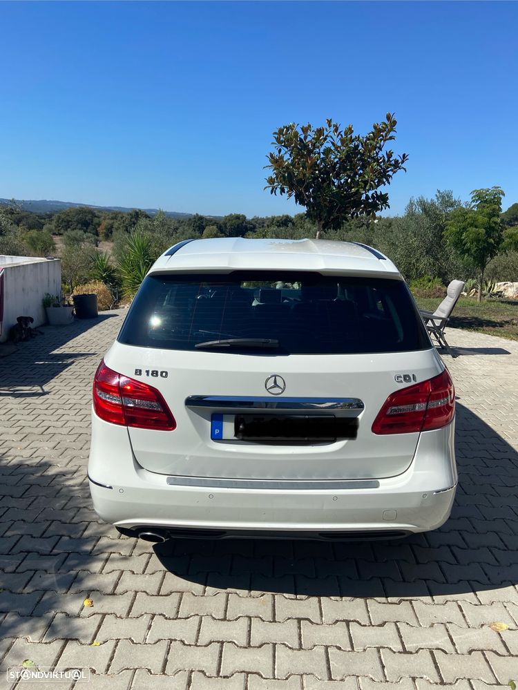 Mercedes-Benz B 180 CDi BlueEfficiency - 2