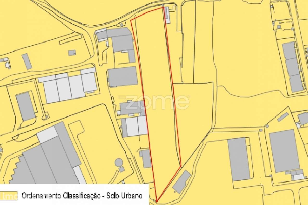 Terreno nas traseiras da Legrand em Abóboda - Grande imagem: 3/20