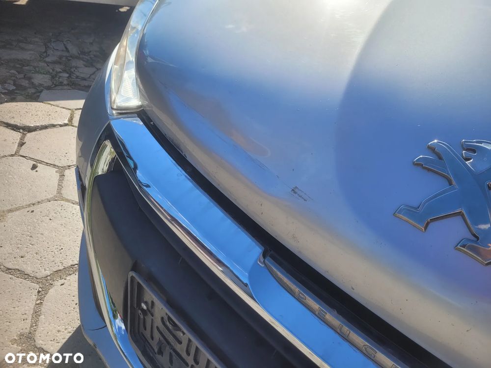 Peugeot 208 Blue-HDi 100 Stop&Start Allure - 5