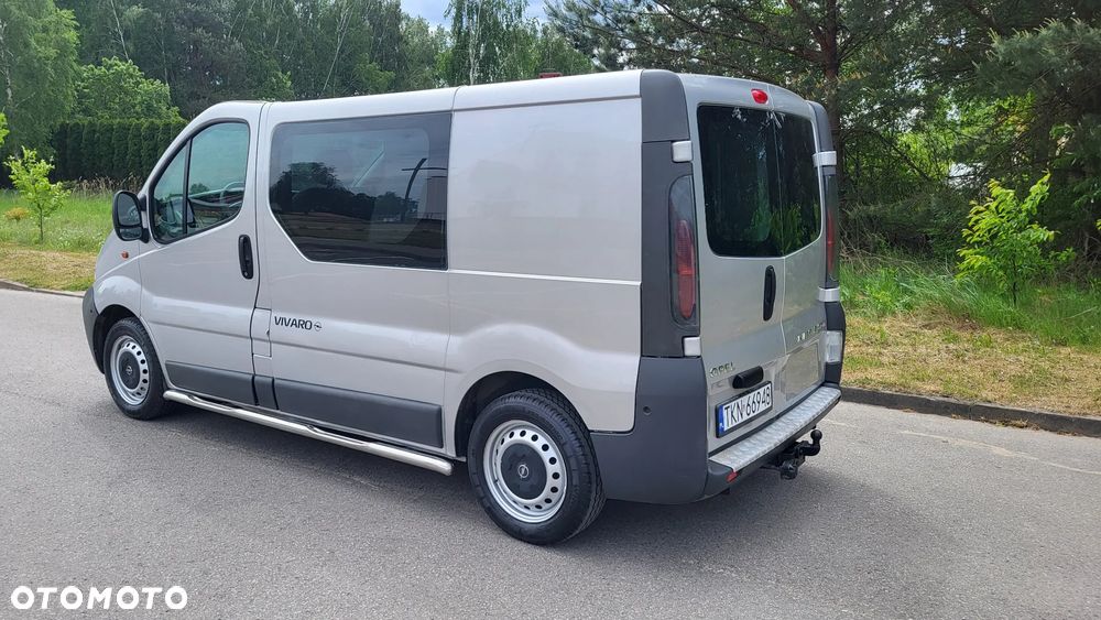 Opel Vivaro - 2