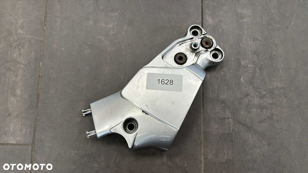 Mocowanie Podnóżka Set Lewy Yamaha BT 1100 Bulldog 01-06 [1628]