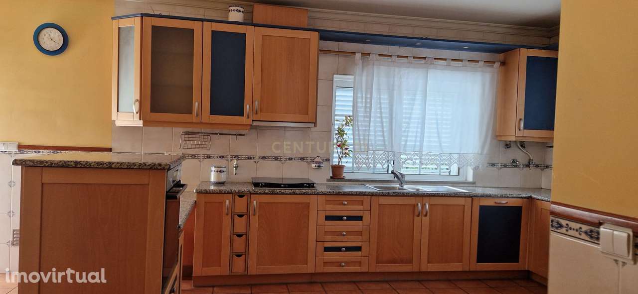 Moradia geminada em Mangualde com Vista e Jardim - Grande imagem: 2/12