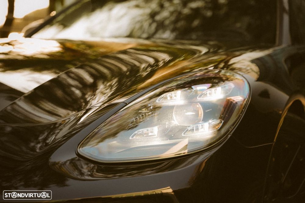 Porsche Panamera Sport Turismo 4S E-Hybrid - 5