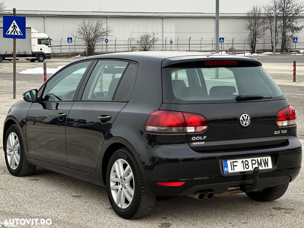 Volkswagen Golf 2.0 TDI DPF Highline - 6