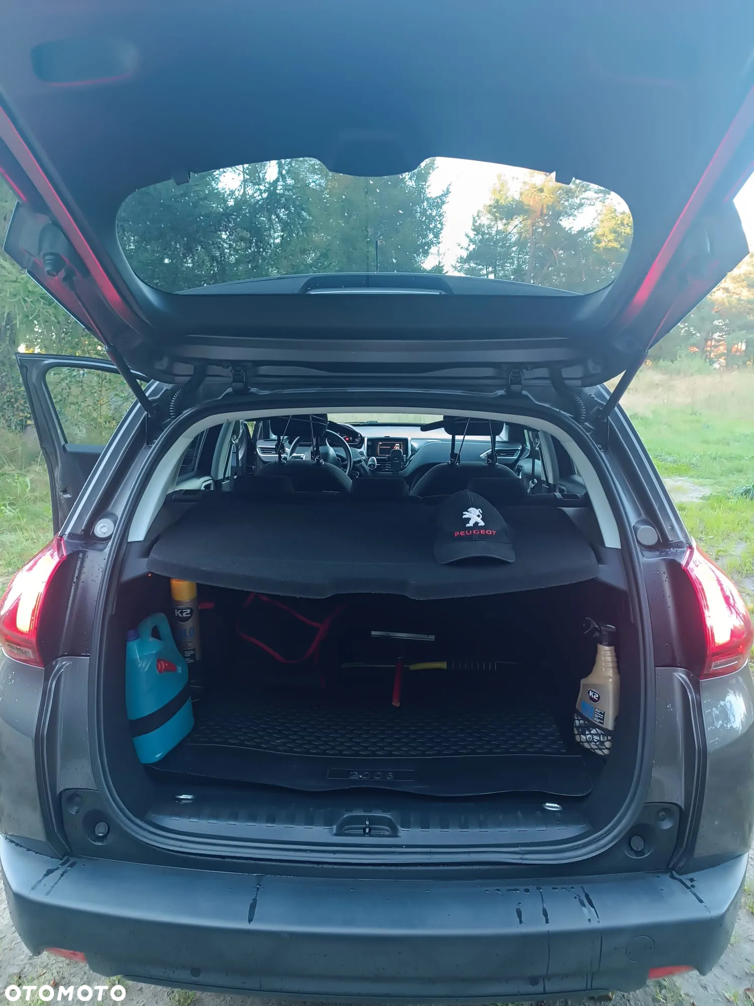 Peugeot 2008 1.2 Pure Tech GPF Signature S&S - 5