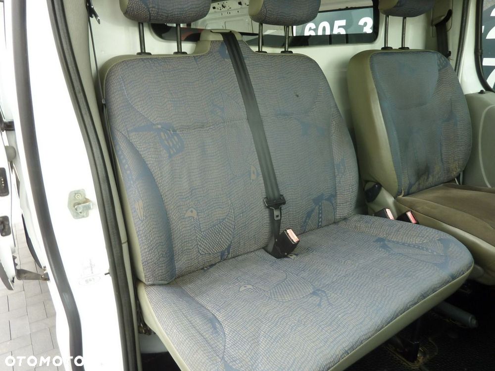 Renault Trafic - 13