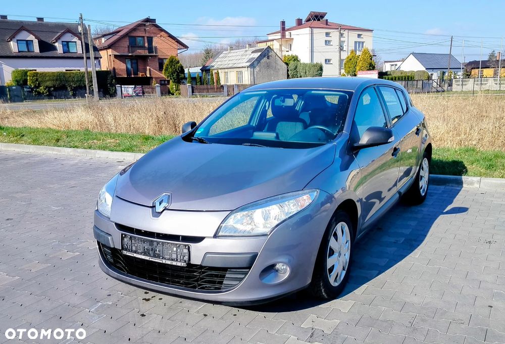 Renault Megane 1.6 16V 100 TomTom Edition - 1