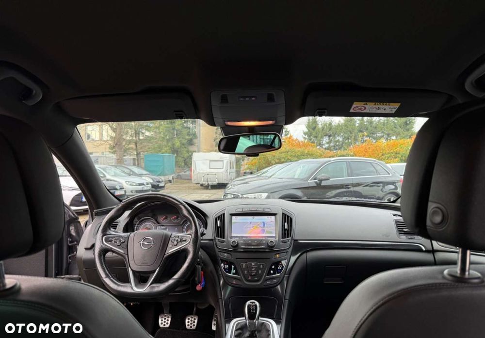 Opel Insignia - 30