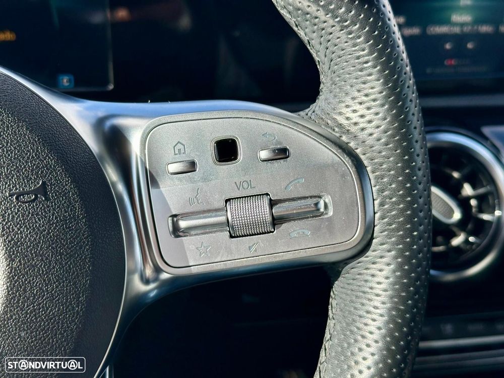 Mercedes-Benz A 160 AMG Line - 12