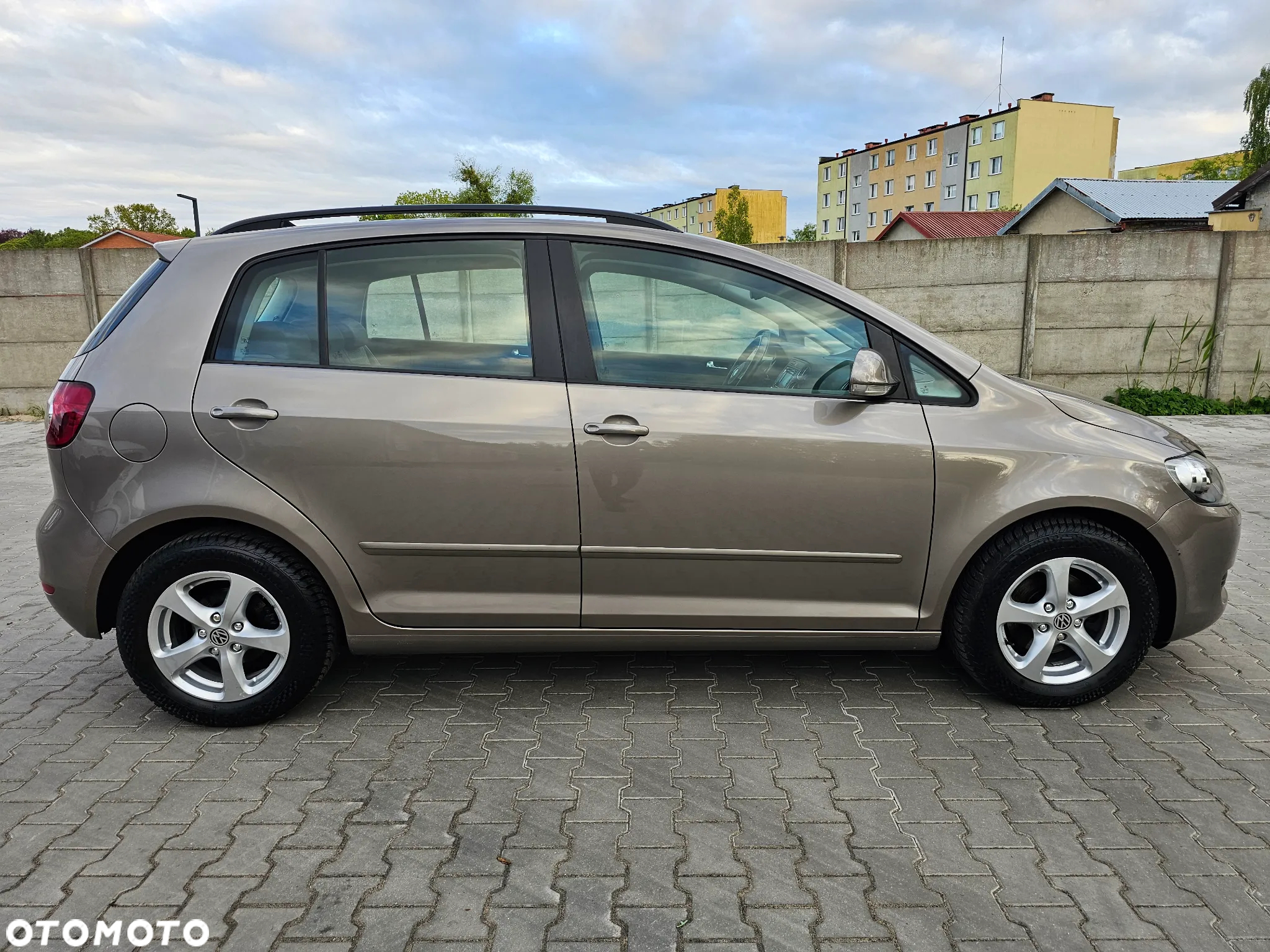 Volkswagen Golf Plus 1.6 Highline DSG - 16