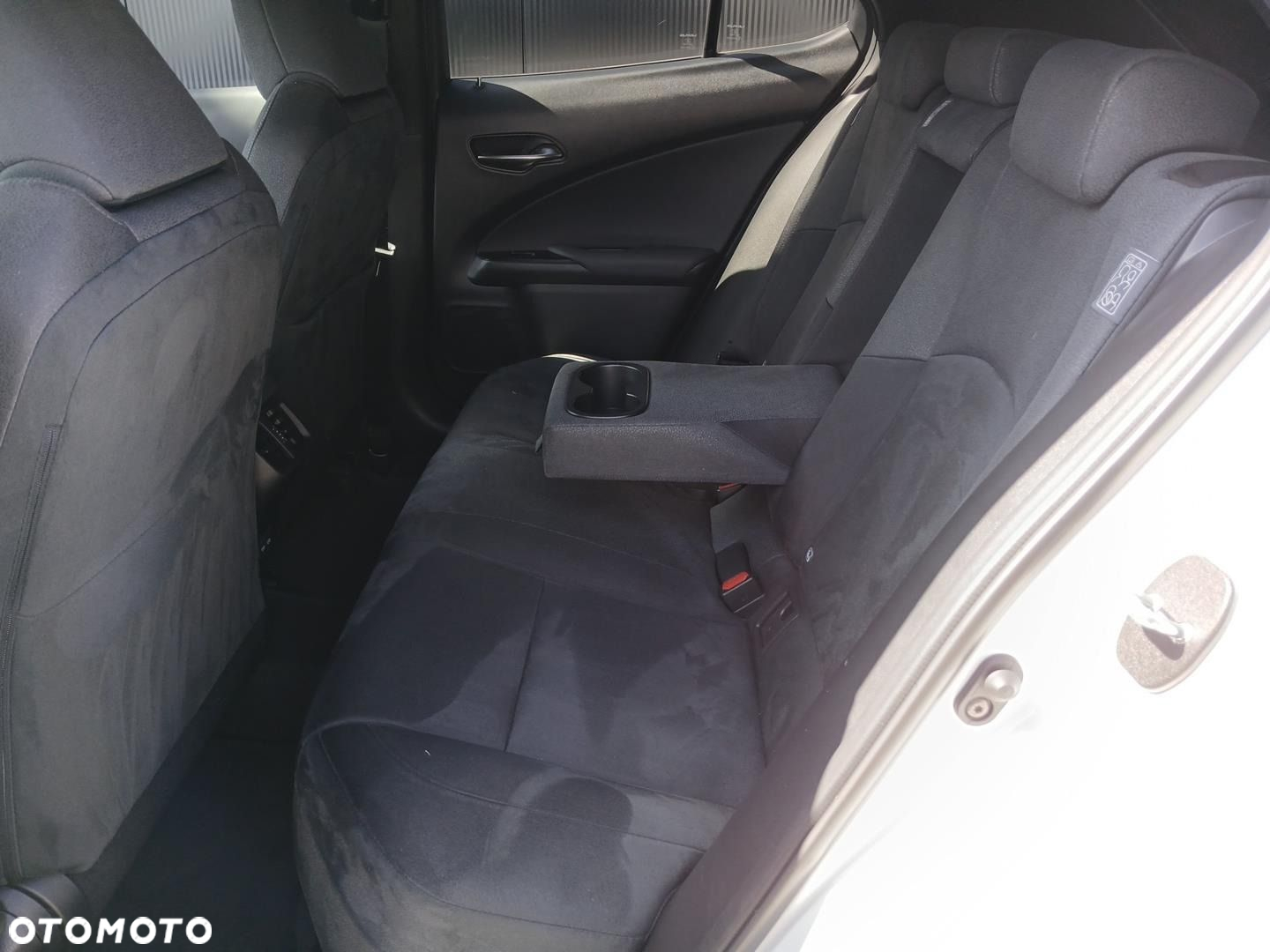 Lexus UX - 23