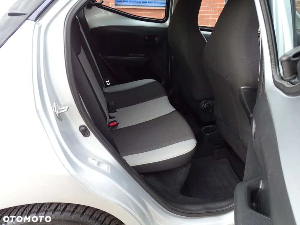 Toyota Aygo 1.0 VVT-i Sprint EU6 - 25