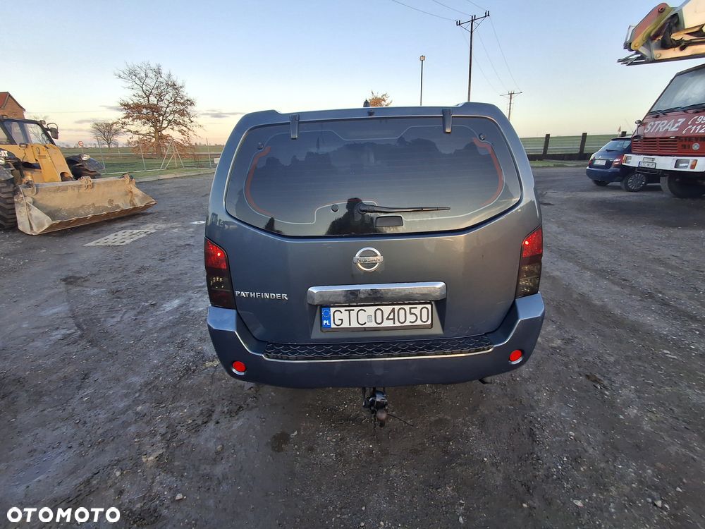 Nissan Pathfinder 2.5 DCi Comfort / XE - 4