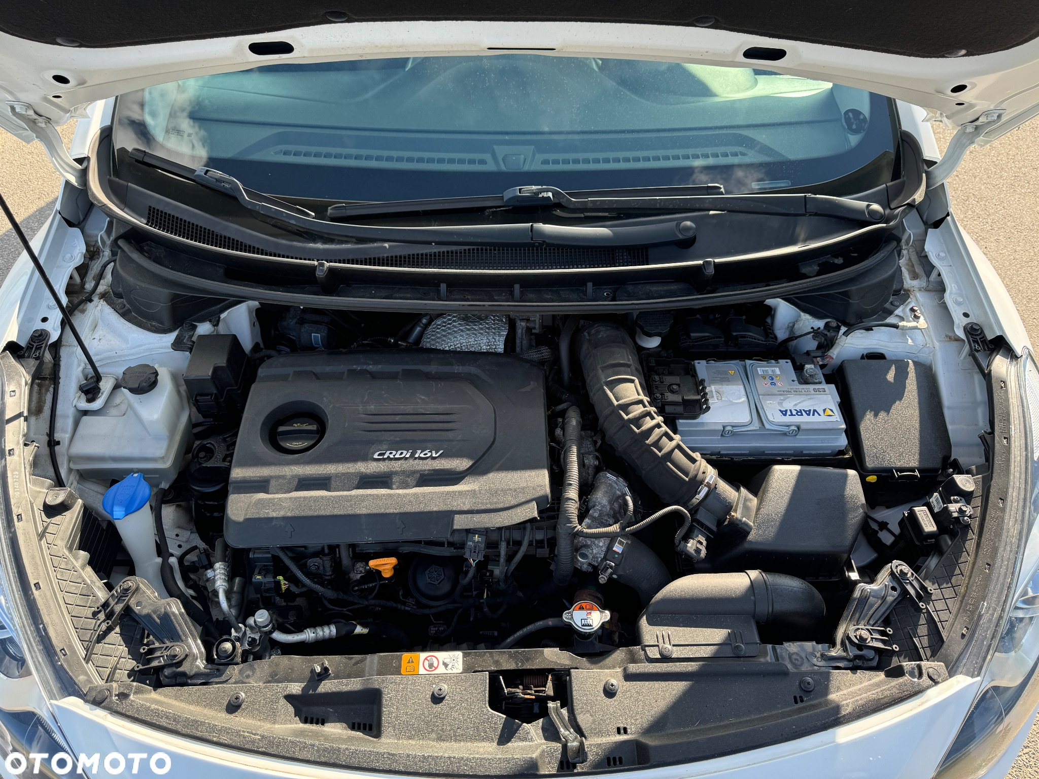 Hyundai i30 1.6 CRDI Automatik Trend - 23