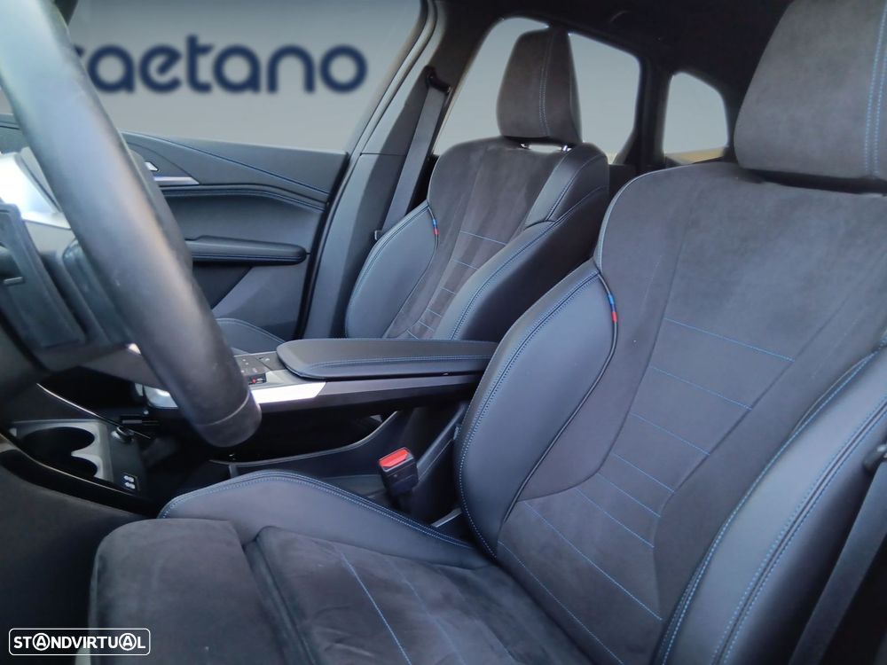 BMW 225 e xDrive Pack Desportivo M — fotografia 11