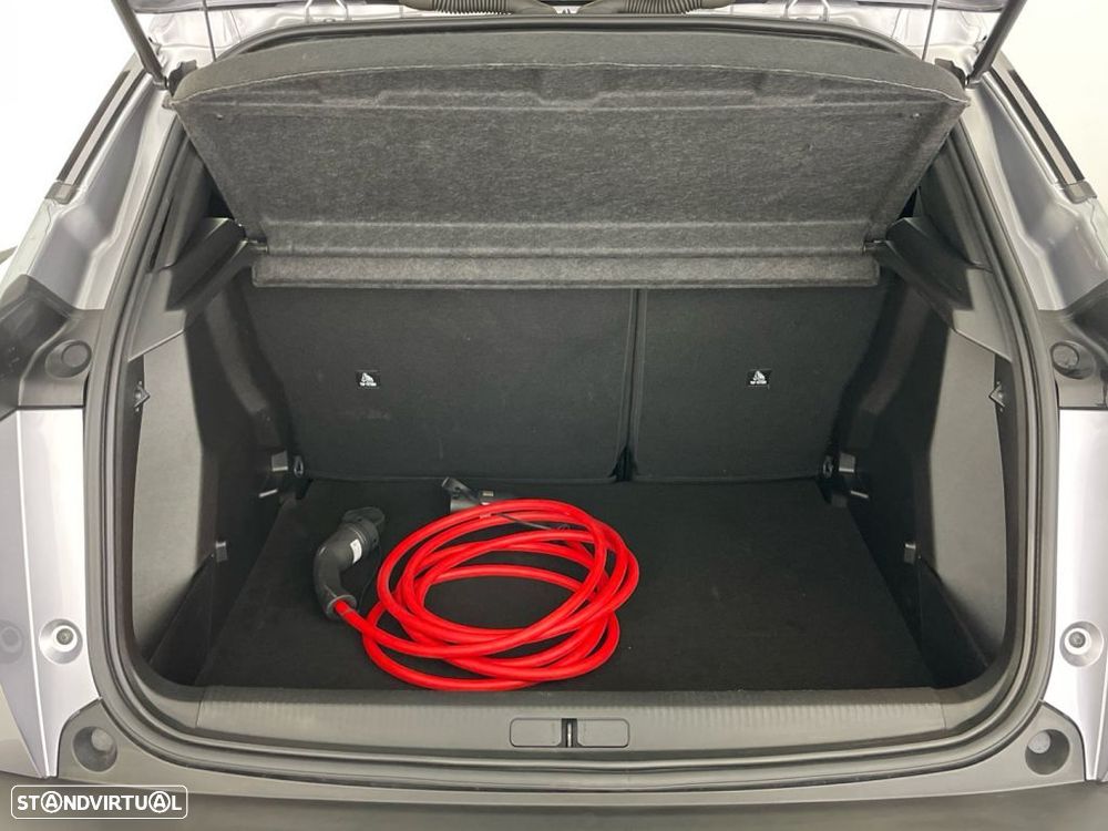 Peugeot e-2008 54 kWh SE Style - 13