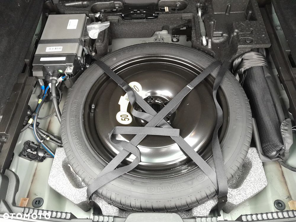 Volvo XC 60 D4 Momentum Pro - 27