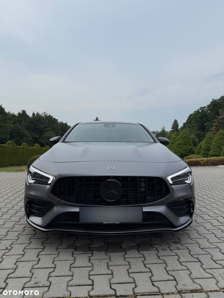 Mercedes-Benz CLA - 4