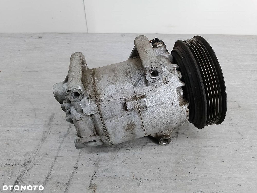 POMPA, SPRĘŻARKA KLIMATYZACJI RENAULT MEGANE II 6570355 1.5 DCI - 4