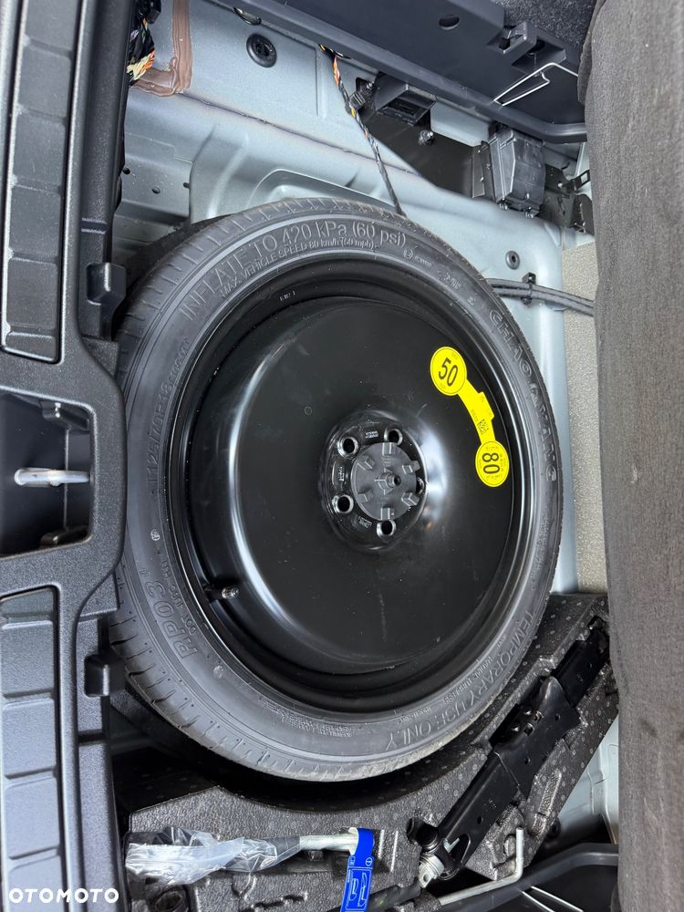 Volvo XC 40 B3 Core - 32