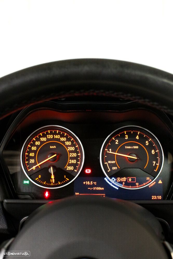 BMW 118 i Pack M Shadow - 29