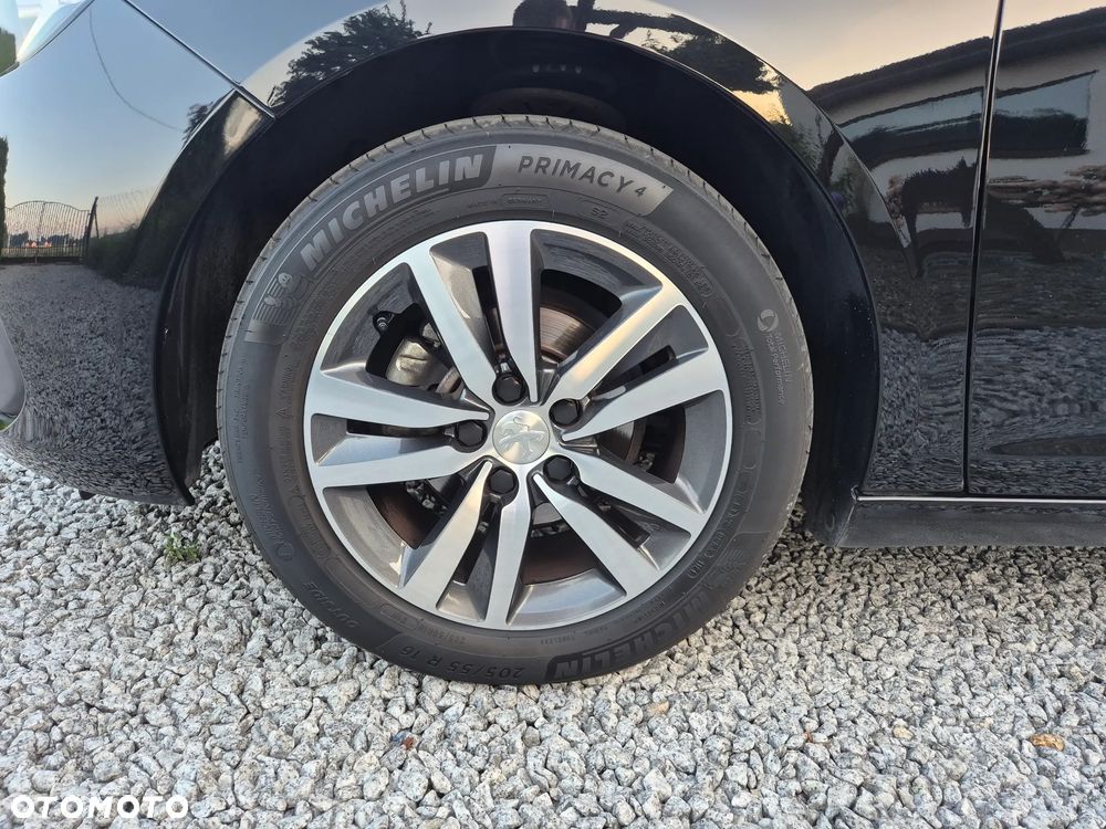 Peugeot 308 PureTech 110 Stop & Start Style - 11