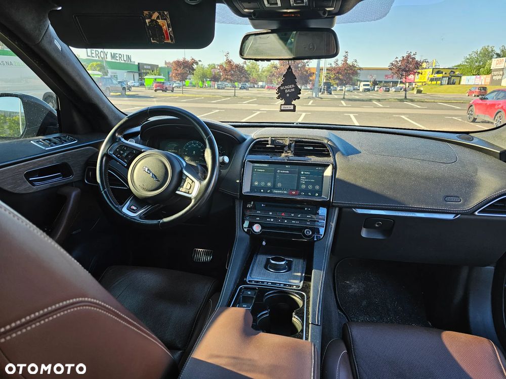 Jaguar F-Pace 3.0 V6 AWD S - 14