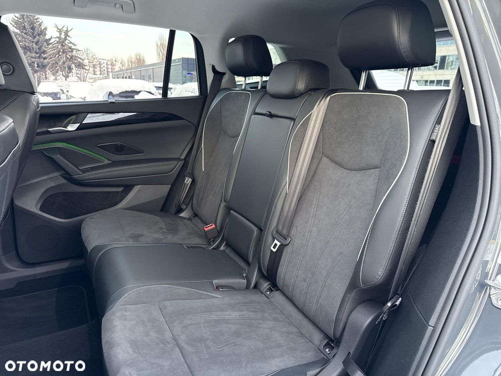 Volkswagen Tayron 2.0 TSI 4Mot Elegance DSG - 30