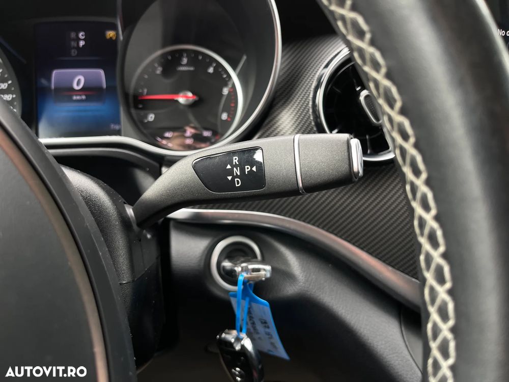 Mercedes-Benz V 300 d Lang 4Matic 9G-TRONIC Exclusive - 31
