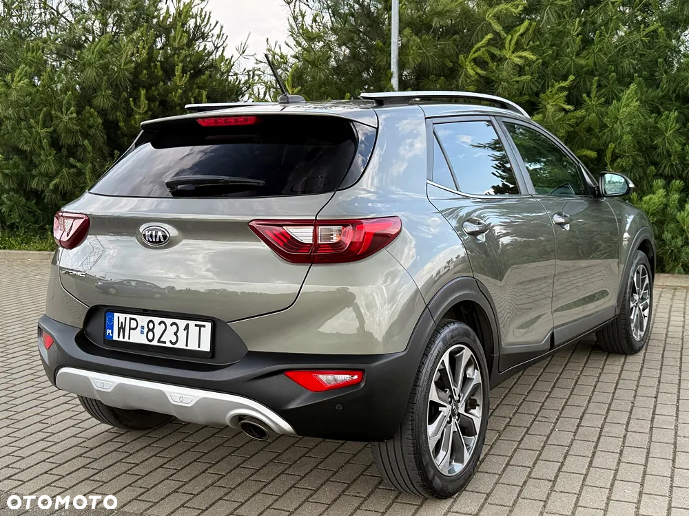 Kia Stonic 1.4 L - 14