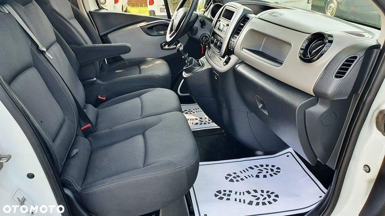 Renault Trafic - 22