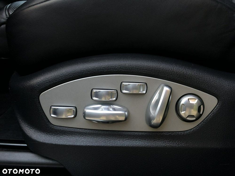 Porsche Macan - 39