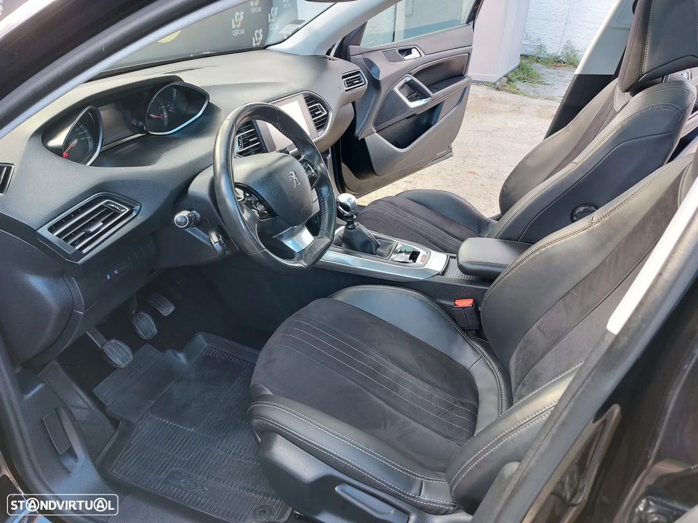 Peugeot 308 SW 1.6 e-HDi Allure J17 - 10